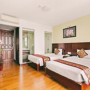 Standard Zimmer mit zwei Einzelbetten